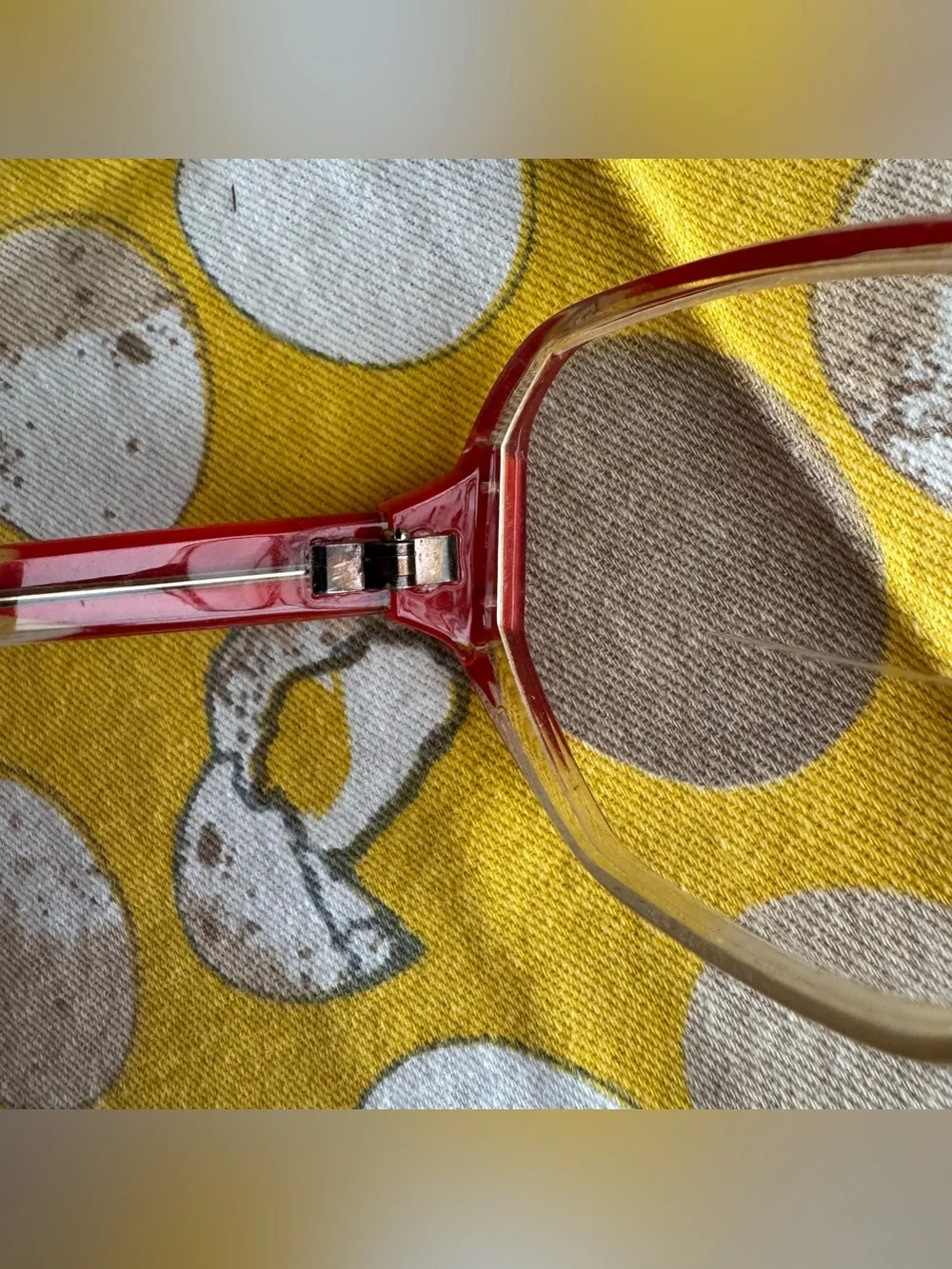 Vintage Magnivision red ombre reader glasses +2.50